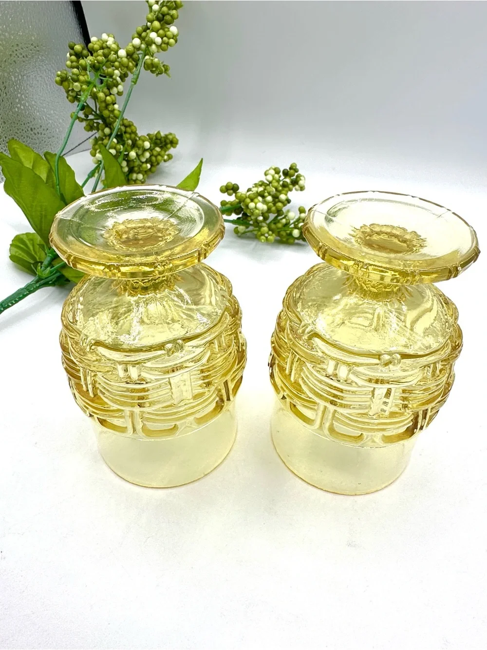 2 LE Smith Wicker amber yellow, iced tea/wine glasses. 70s USA